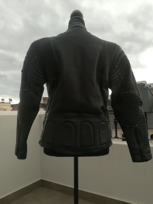 Fuz10. Chamarra motorista. Vintage.