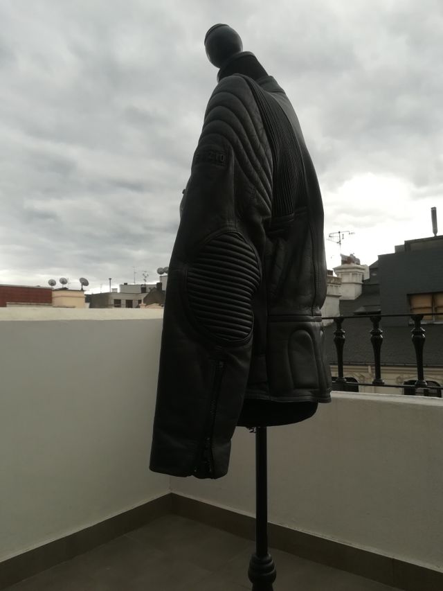 Fuz10. Chamarra motorista. Vintage.