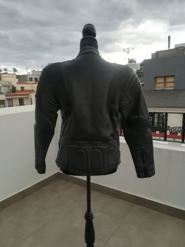 Fuz10. Chamarra motorista. Vintage.