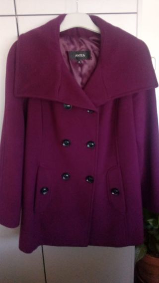 Abrigo-chaqueton de El Corte Ingles de segunda mano por 25 EUR en Getafe en  WALLAPOP