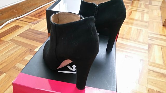 Botines tacón negros
