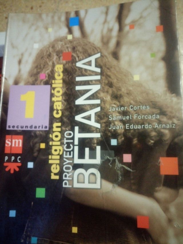 Libro religión católica