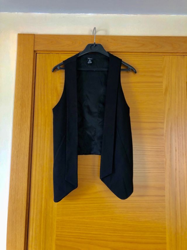 Chaleco negro
