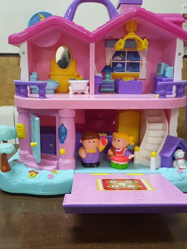 Casita maletin con luz y sonido