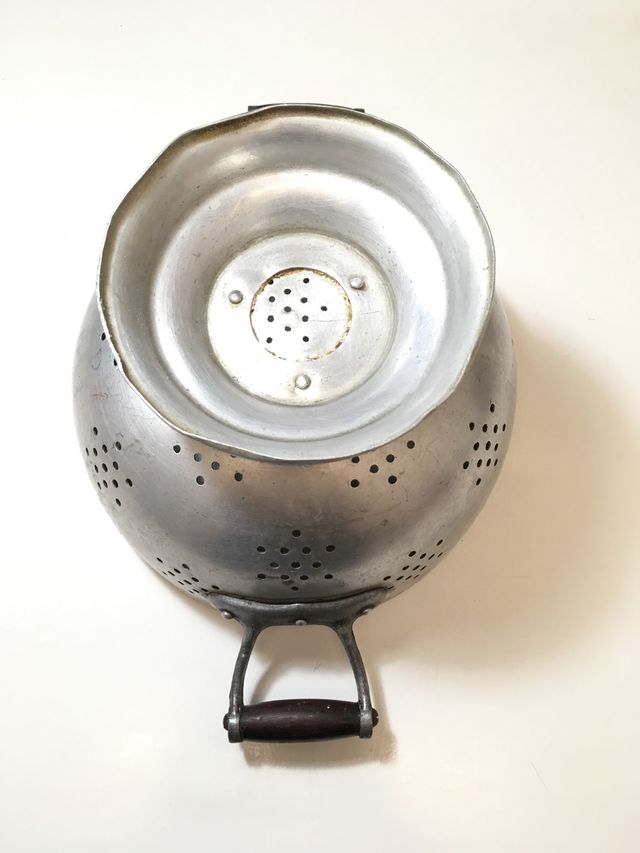 Colador aluminio vintage