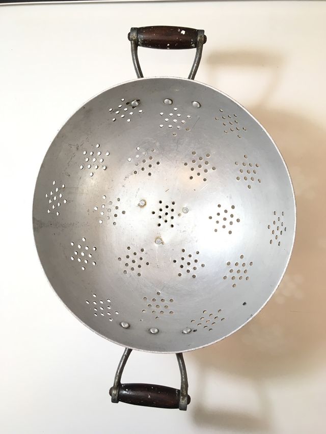 Colador aluminio vintage