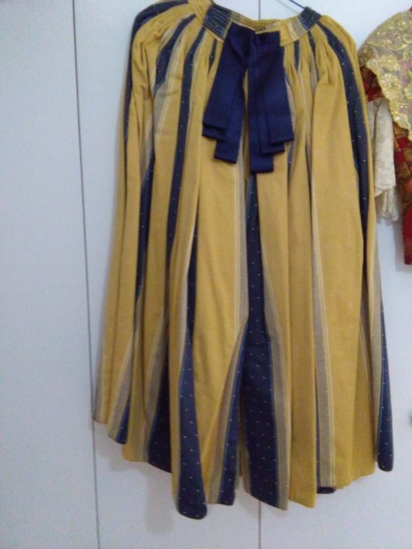 Traje huertana fallera más delantal, blusa,...