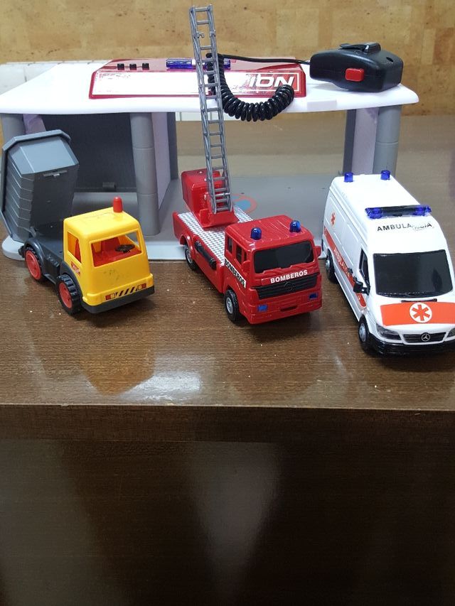 ESTACION BOMBEROS/AMBULANCIA