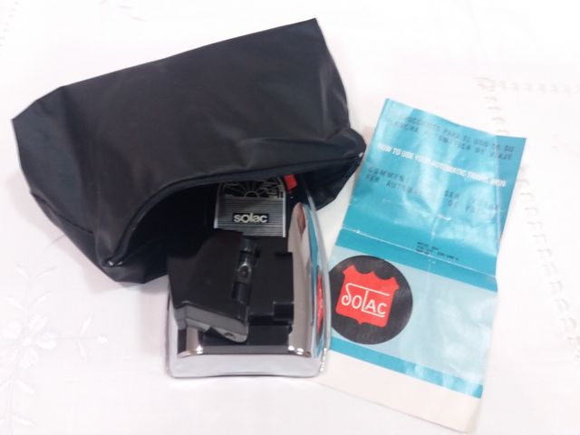 SECADOR Y PLANCHA DE VIAJE