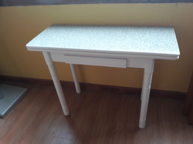Mesa cocina libro de segunda mano por 100 € en Bocairent en WALLAPOP Mesa cocina libro de segunda mano por 100 € en Bocairent en WALLAPOP