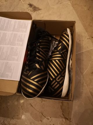 botas de futbol sala adidas messi