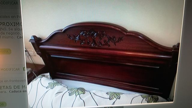 se vende cama de madera maciza