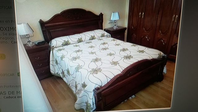se vende cama de madera maciza