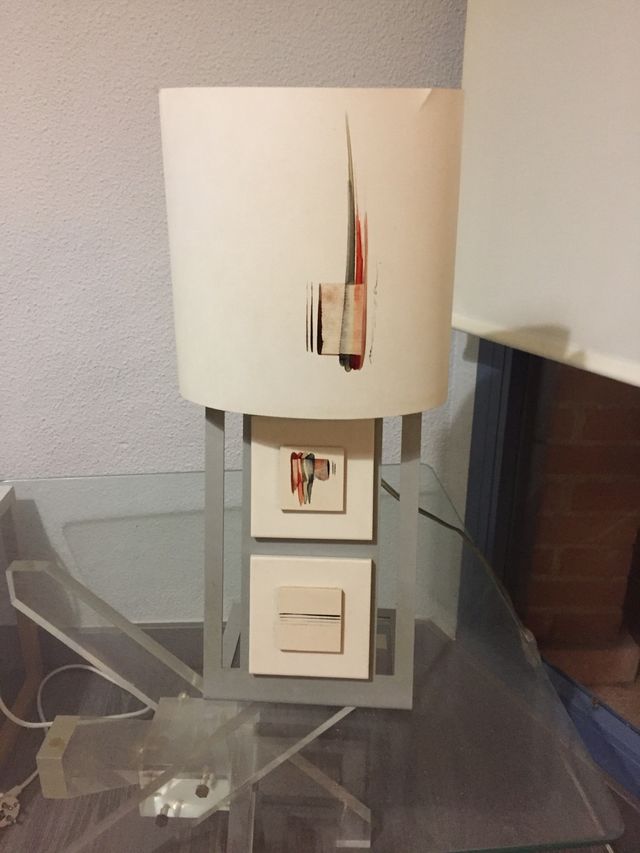 Lampara para comedor o mesita noche de segunda mano por 5 € en ... Lampara para comedor o mesita noche de segunda mano por 5 € en ...