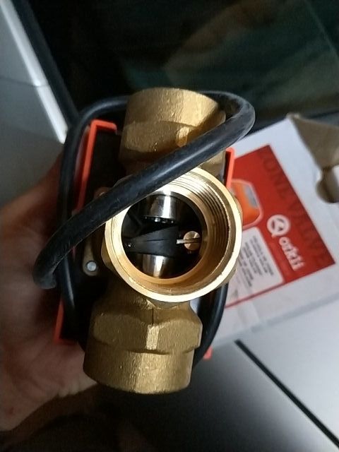 electroválvula solar 3 vías orkli 1"