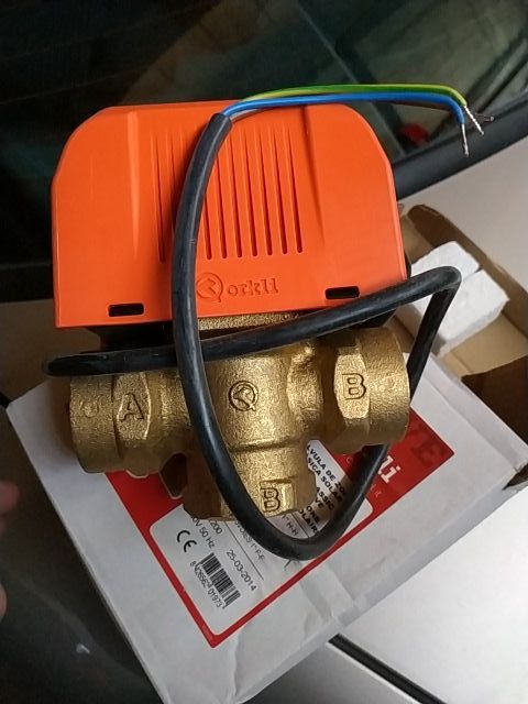electroválvula solar 3 vías orkli 1"