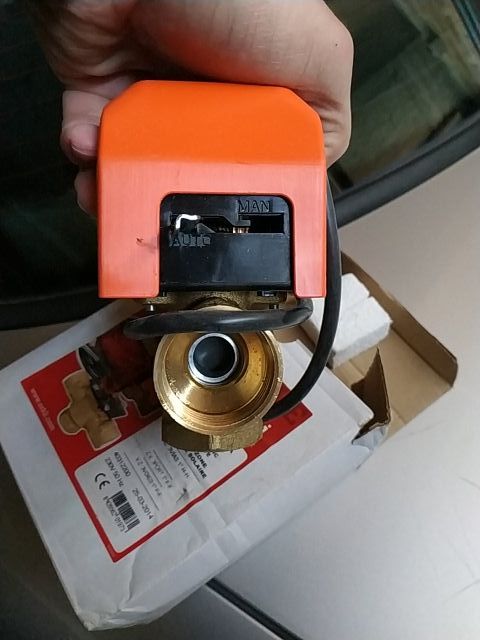 electroválvula solar 3 vías orkli 1"