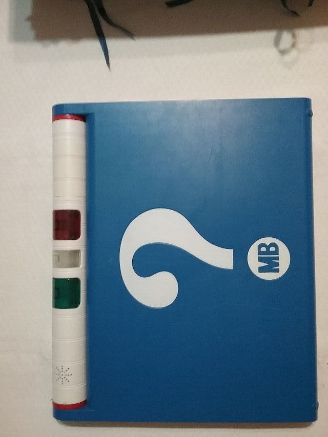 libro juego quien es quien, de MB