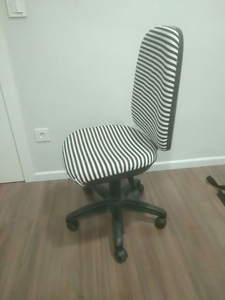 Sillas de oficina con ruedas de segunda mano en Valencia en WALLAPOP Sillas de oficina con ruedas de segunda mano en Valencia en WALLAPOP