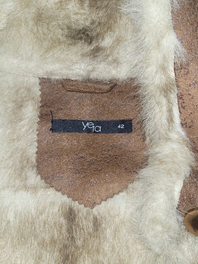 Chaqueta YERA piel sintética 