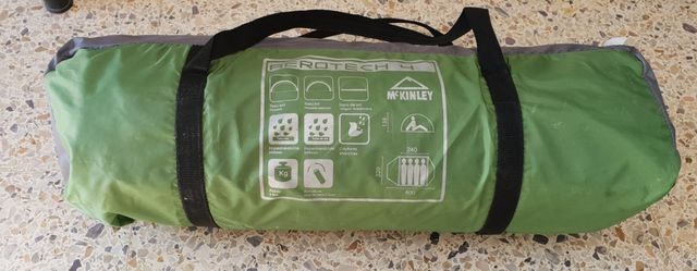 Tienda McKinley Aerotech 4 (+ 2 sillas)