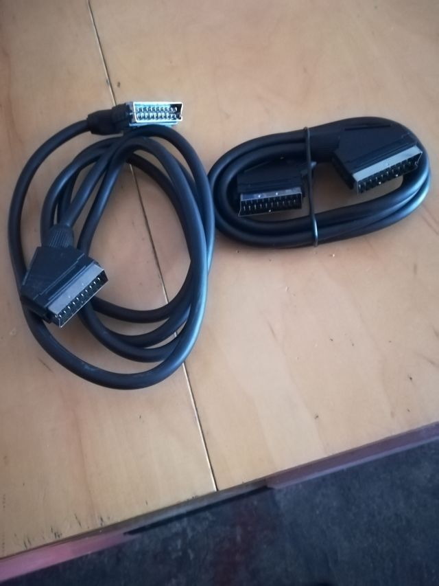 dos cables AV