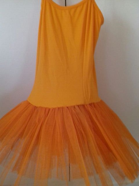 Maillot con tutú Talla 8 Menkes