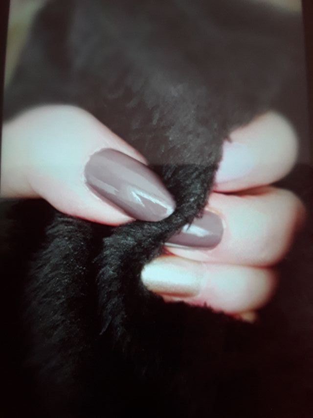 Uñas esculpidas , semipermanente