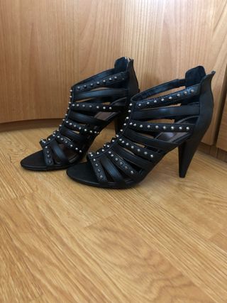 Tachuelas Las En De Tiras € Con Zara Segunda Zapatos Y 6 Por Mano aqwS7Cxx5