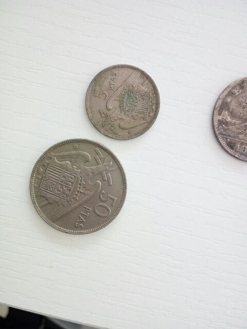 varias monedas