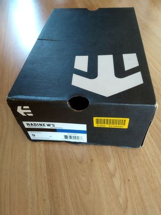 ETNIES