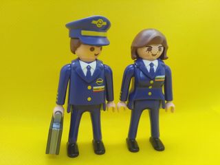 playmobil piloto avion