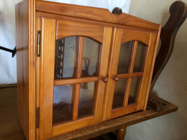 Muebles comedor y estantes madera maciza de segunda mano por 60 € en ... Muebles comedor y estantes madera maciza de segunda mano por 60 € en ...
