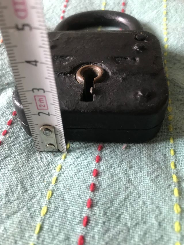 Candado Antiguo Ucem