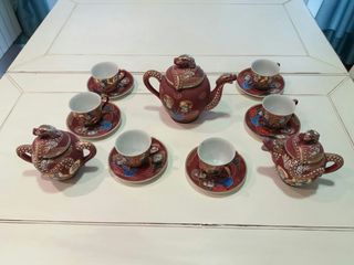 Juego té café dragones en relieve porcelana china de segunda Juego té café dragones en relieve porcelana china de segunda