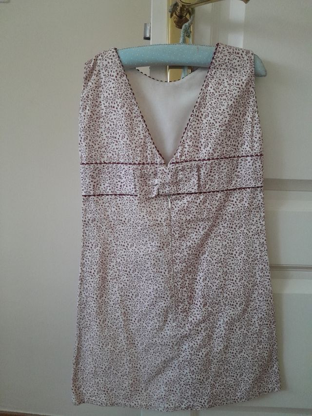 Conjunto Vestido y chaqueta.Talla 8 años