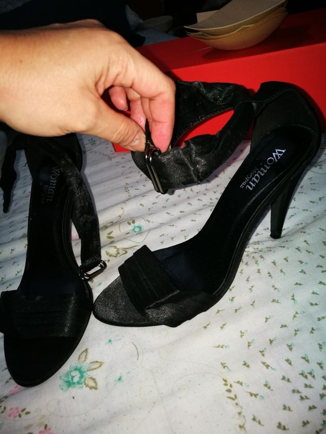 Sandali Marypaz in raso nero con cinturino alla caviglia T 38