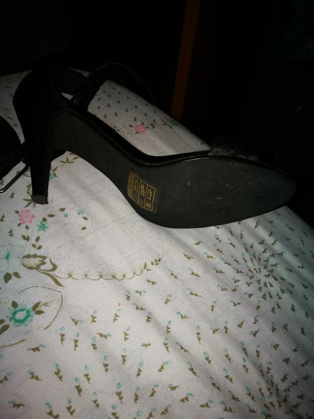 Sandali Marypaz in raso nero con cinturino alla caviglia T 38