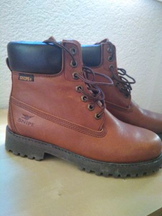 Botas SNIPE de segunda mano por 35 EUR en Madrid en WALLAPOP