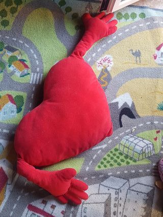 peluche corazon ikea