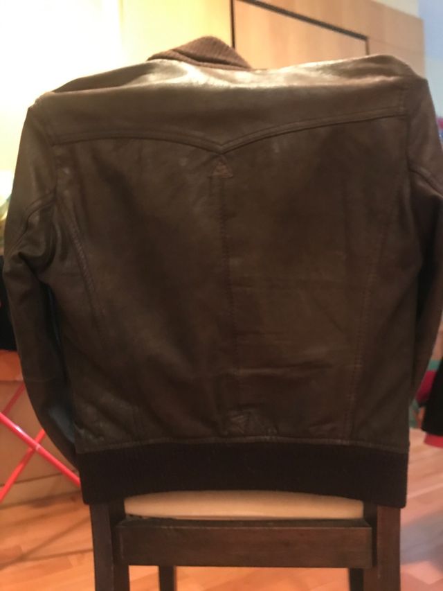 cazadora cuero marron