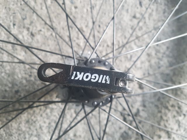 Ruedas rigida zac 2000