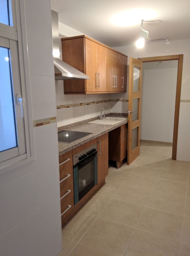 Muebles de cocina nuevos de segunda mano por 350 € en Alicante en ... Muebles de cocina nuevos de segunda mano por 350 € en Alicante en ...