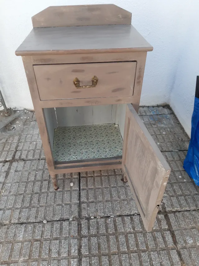 OFFERTA Comodino shabby chic