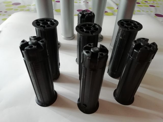 Patas para muebles de cocina. de segunda mano por 1 € en Madrid en ... Patas para muebles de cocina. de segunda mano por 1 € en Madrid en ...