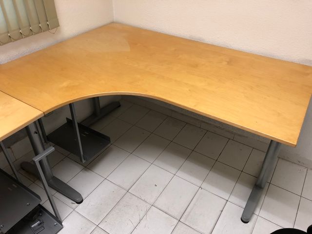 2 Mesas despacho / oficina IKEA Galant de segunda mano por 150 € en ... 2 Mesas despacho / oficina IKEA Galant de segunda mano por 150 € en ...