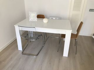 Mesa comedor Ikea de segunda mano en la provincia de Málaga en WALLAPOP Mesa comedor Ikea de segunda mano en la provincia de Málaga en WALLAPOP