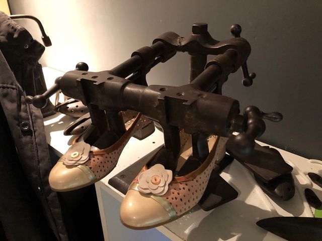 Horma zapatero hierro única, antigüa, 