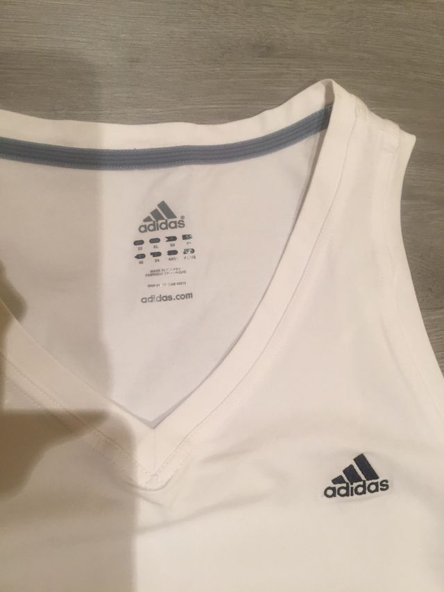 Camiseta Adidas XL sin estrenar