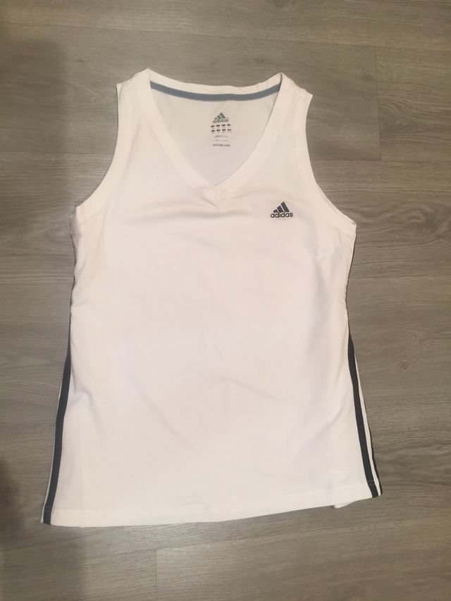 Camiseta Adidas XL sin estrenar